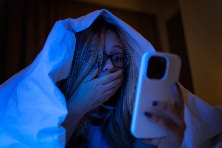 Распознать сталкинг в самом начале – задачка со звездочкой. Фото: freepik.com