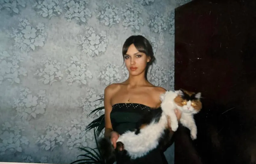 Ирина Шейк вспомнила молодость, показав свои архивные фото из 90-х. Фото: соцсети