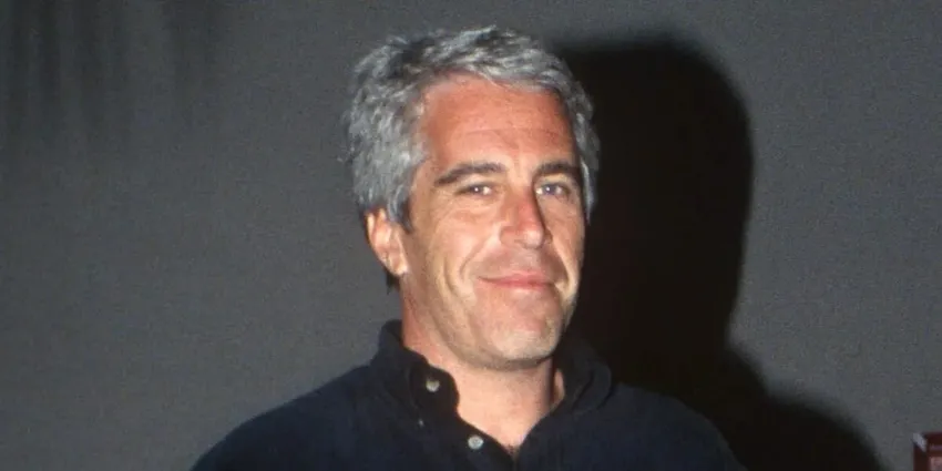 Модель из Нижнего могла быть связана с Эпштейном, который торговал женщинами. Фото: соцсети