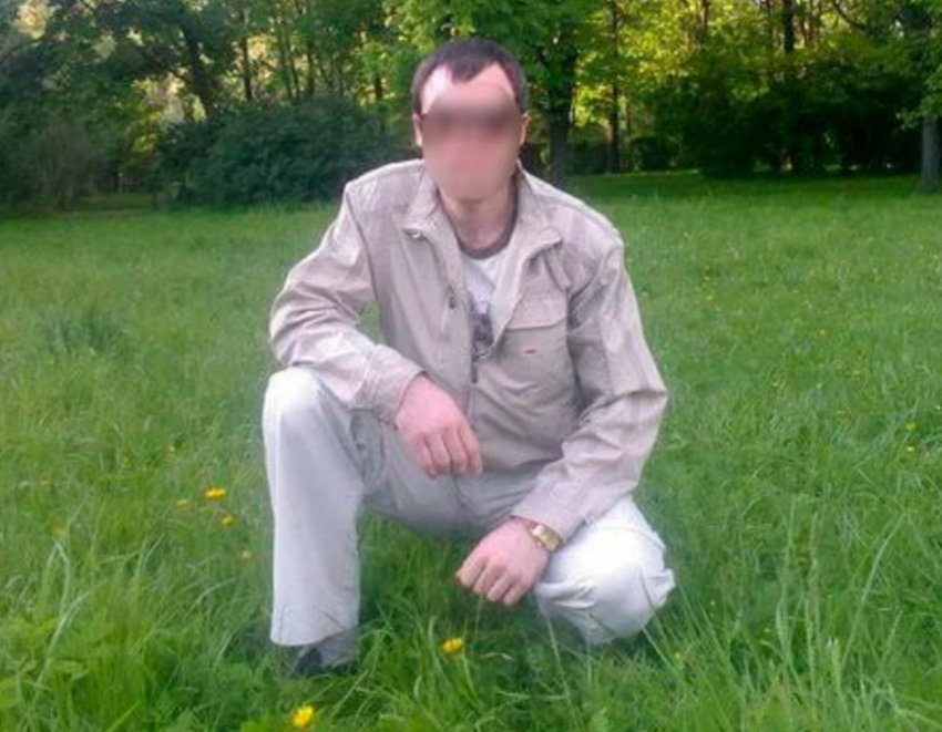 Под Питером охотник застрелил напавшего на него мужчину в камуфляже и каске. Фото: t.me/mashmoyka
