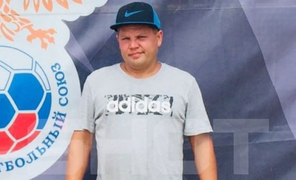 В Красноярском крае футбольный судья умер во время матча из-за остановки сердца. Фото: t.me/shot_shot