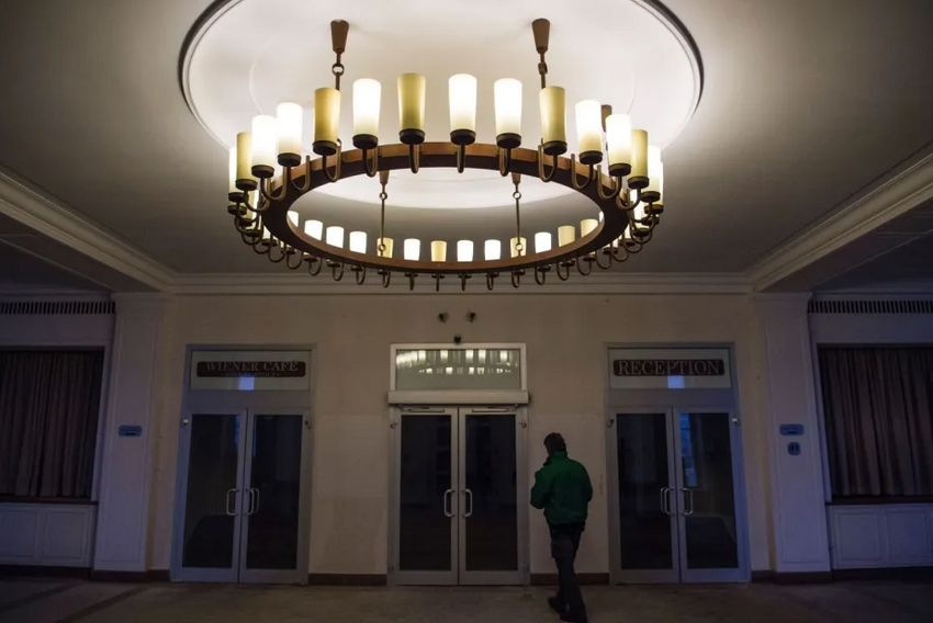 Официально вилла закрыта для посещений