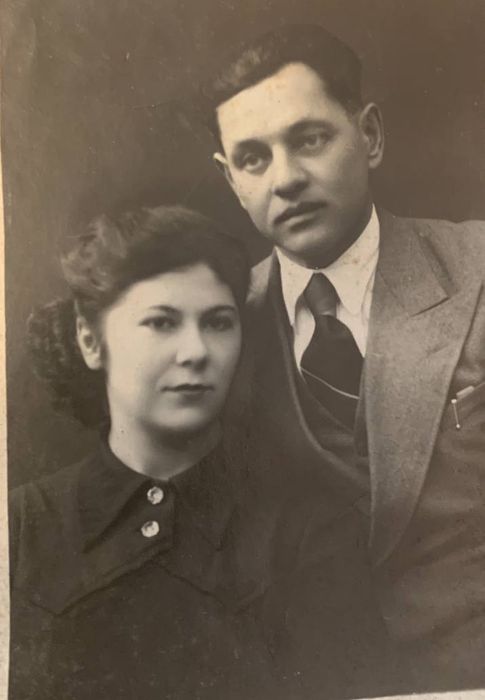 Нина Авраамовна с супругом. Фото: личный архив Нины Стешенко