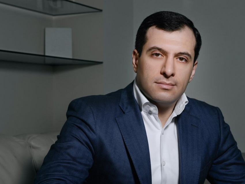 Бориса Авакяна нашли в туалете консульства Армении в Санкт-Петербурге. ФОТО: t.me/shot_shot