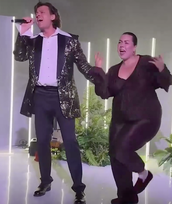 Ирина и Прохор на сцене. ФОТО: соцсети