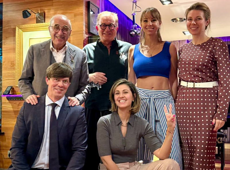 Дмитрий Дибров официально подал заявление на развод. Фото: t.me/SuperRu