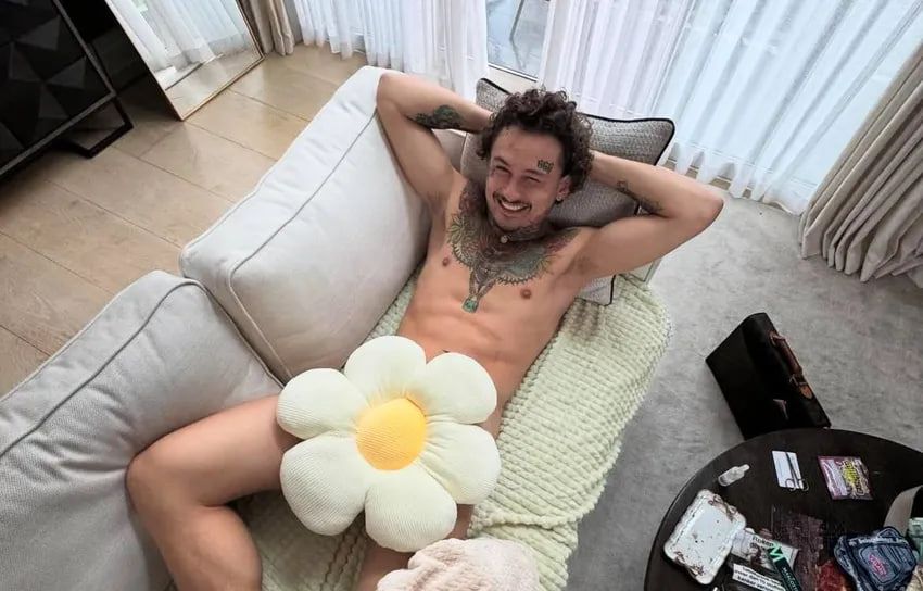 Общественники из «Зова народа» просят снять статус иноагента с Моргенштерна. 