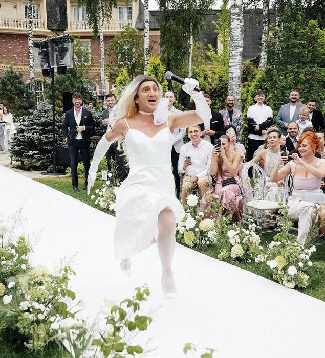 Вот такое веселье. Фото: Инстаграм (запрещен в России) / @garikkharlamov 