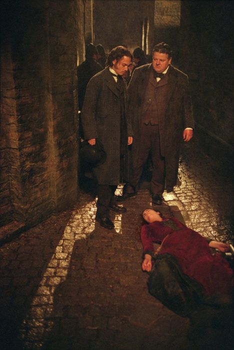Кадр из фильма "Из ада", 2001, реж. Альберт Хьюз и Аллен Хьюз