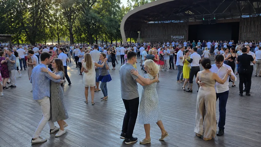 Программа мероприятий в День России – 12 июня 2026 года. Фото сгенерировано нейросетью GPT Images