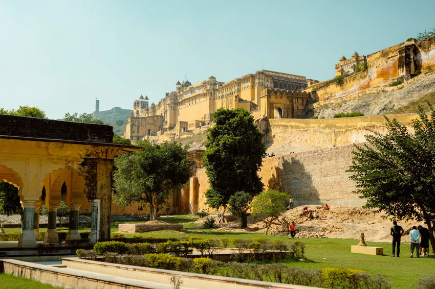 Работа над проектом «Тайный миллионер» проходила на территории Индии. Фото: СТС