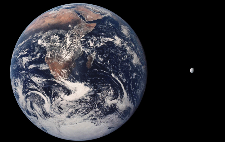 Земля и Энцелада в сравнении по размеру. Диаметр Энцелады - около 500 км. ФОТО: соцсети