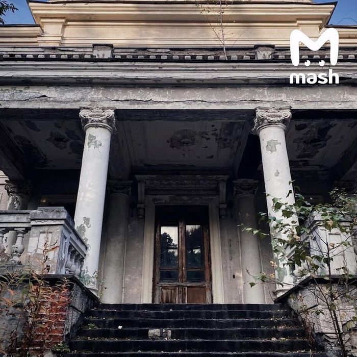 Дачу сталина в 2023 году приобрел новый хозяин. ФОТО: @BREAKINGMASH