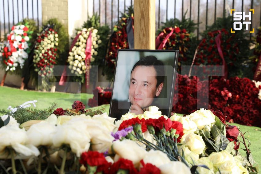 В Подмосковье похоронили лидера ОПГ, завладевшего имуществом в Чехове на ₽281 млн. Фото: t.me/shot_shot
