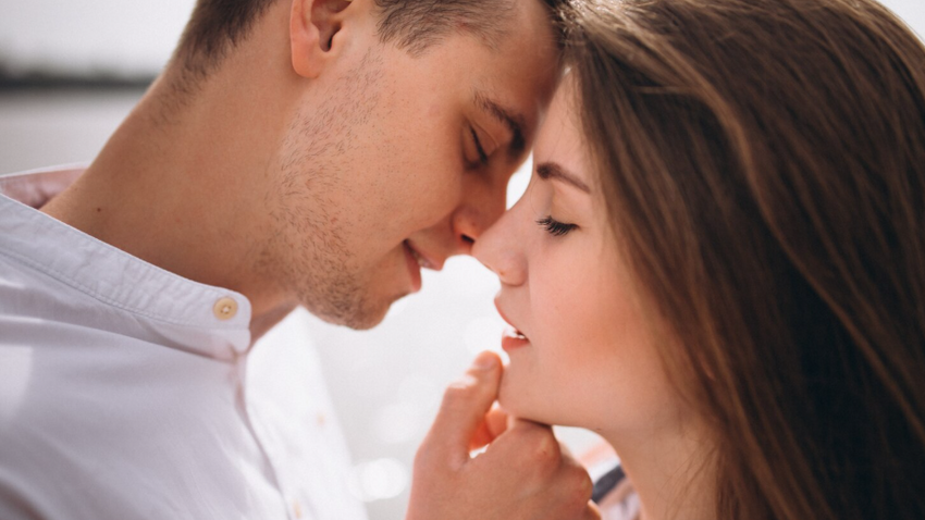 Как соблазнить мужчину. Фото: freepik.com