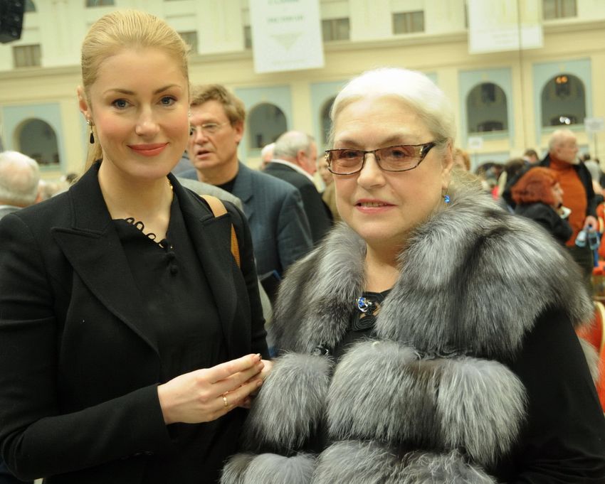 Лидия Федосеева-Шукшина с Марией. Фото: legion-media.ru