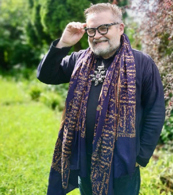 Александр Васильев прочно обосновался во Франции. ФОТО: соцсети