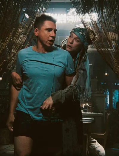 Наталья Тетенова и Тимур Батрутдинов в фильме «Звезды в Сибири». ФОТО: личный архив