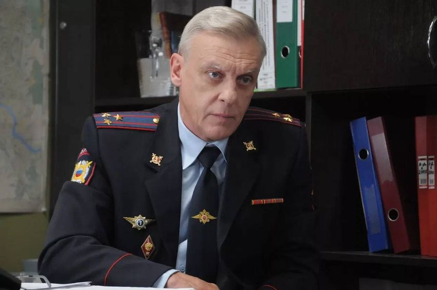 Александр Половцев. Кадр из сериала "Улицы разбитых фонарей - 15", 2015, реж. В. Шкуратов