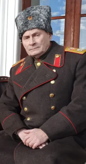 Сергей Холмогоров в роли маршала Г. К. Жукова в телесериале «КАТЮША», режиссер Илья Казанков. ФОТО из личного архива