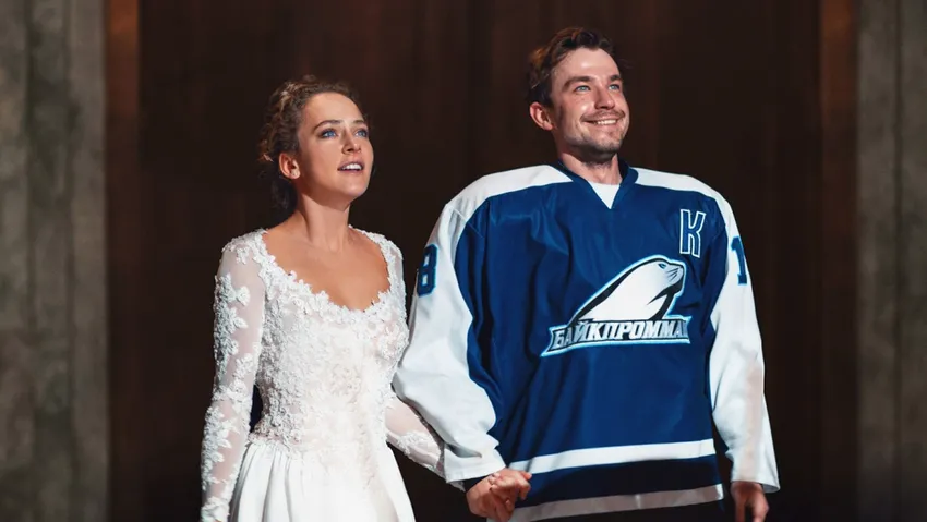 Аглая Тарасова и Александр Петров в фильме «Лед-2». Фото: Instagram*