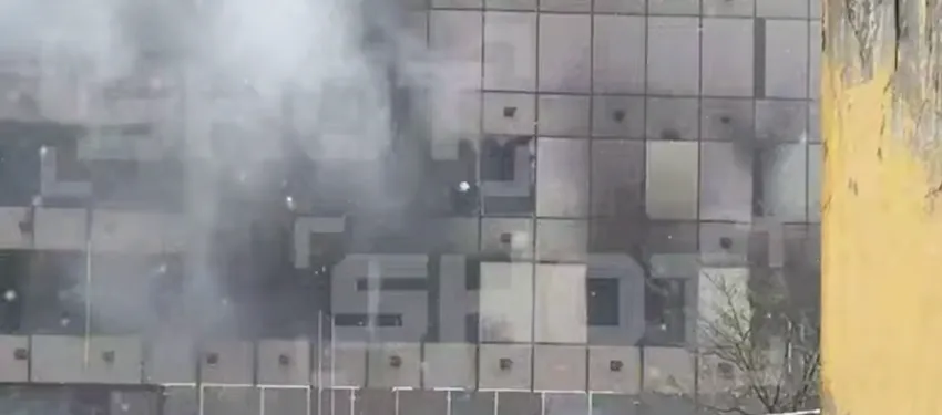 В Москве 7 человек погибли в пожаре на стройке, еще 13 пострадали. Фото: t.me/shot_shot