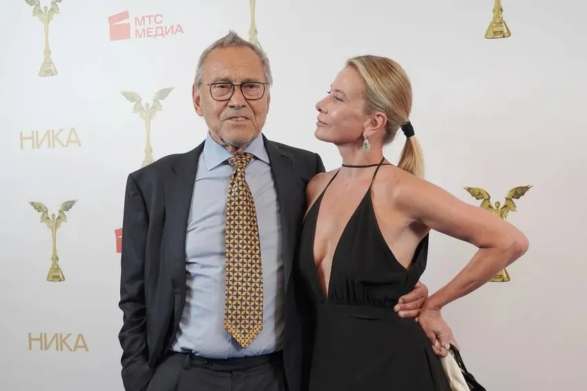 Кончаловский с Высоцкой удочерили 4-летнюю девочку. Фото: соцсети