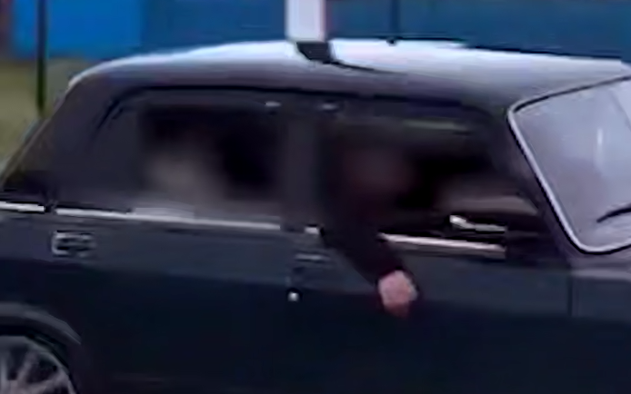 В Башкирии девятилетний парень угнал машину и гонял на ней по городу с друзьями. Фото: t.me/shot_shot