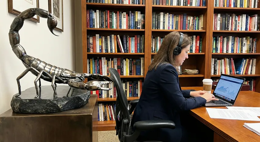 Карьера и работа для Скорпиона в 2026 году. Фото сгенерировано нейросетью Nano Banana