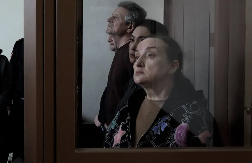 Машины, квартира и 60 млн экс-председателя Ростовского суда перешли государству. Фото: t.me/don_mash