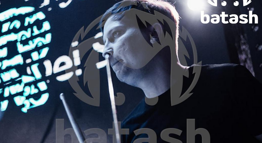 Барабанщик, врезавшийся в 2024 в толпу людей на машине в Уфе, сел на полгода. Фото: t.me/mash_batash