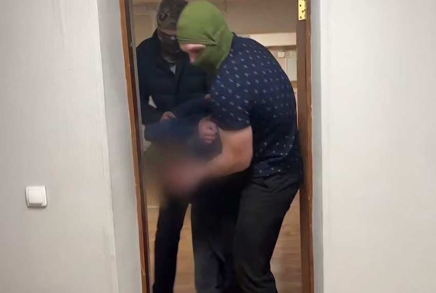 В Канске задержали мужа женщины, которая зарубила троих своих детей. Фото: t.me/kras_mash