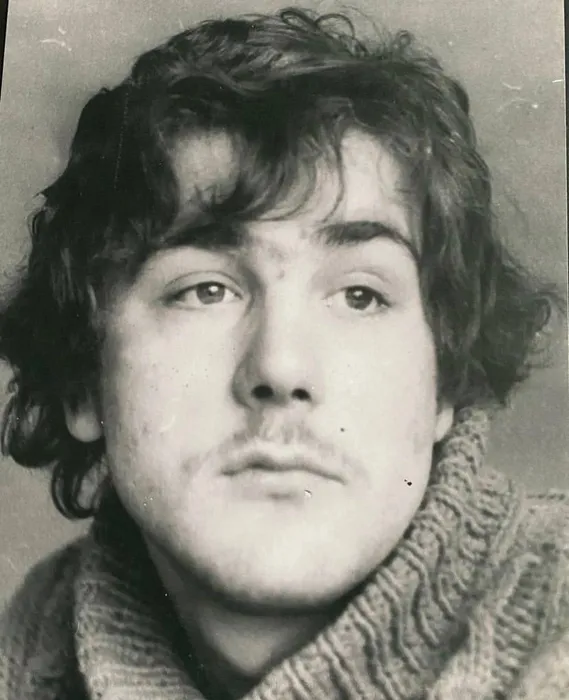 Маковецкий в юности. Фото: Инстаграм (запрещён в России) / @sergey_makovetskiy_official