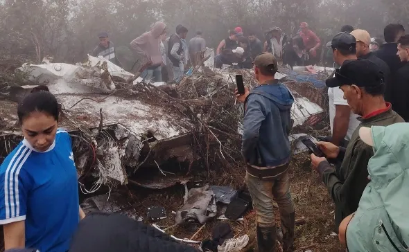 В Колумбии при крушении самолета погибли 15 человек и депутат Конгресса страны . Фото: соцсети