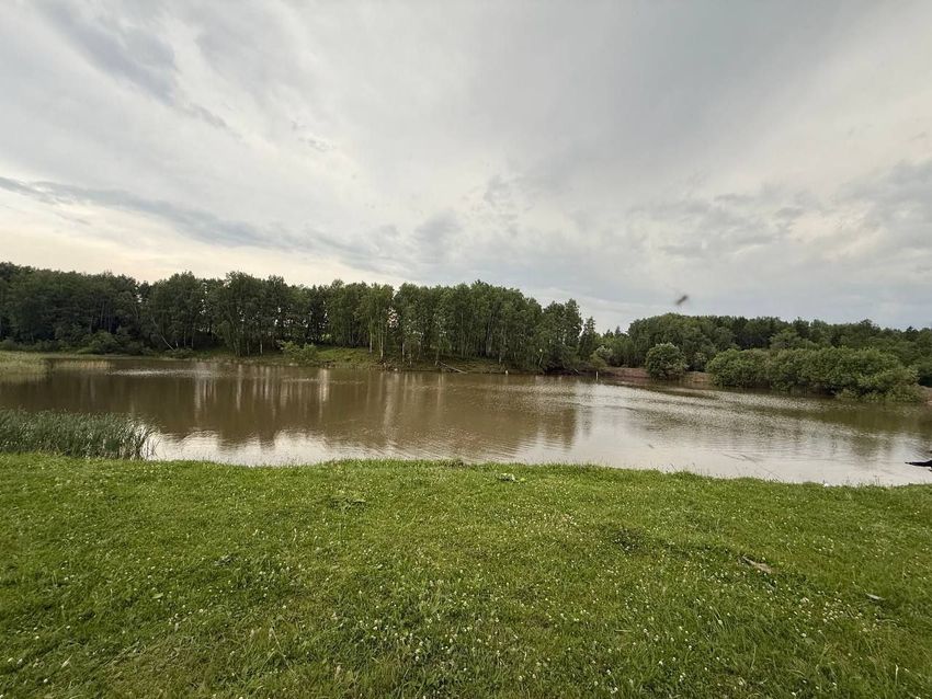 В Красноярском крае двое подростков утонули в озере на глазах у друзей. Фото: t.me/kras_mash