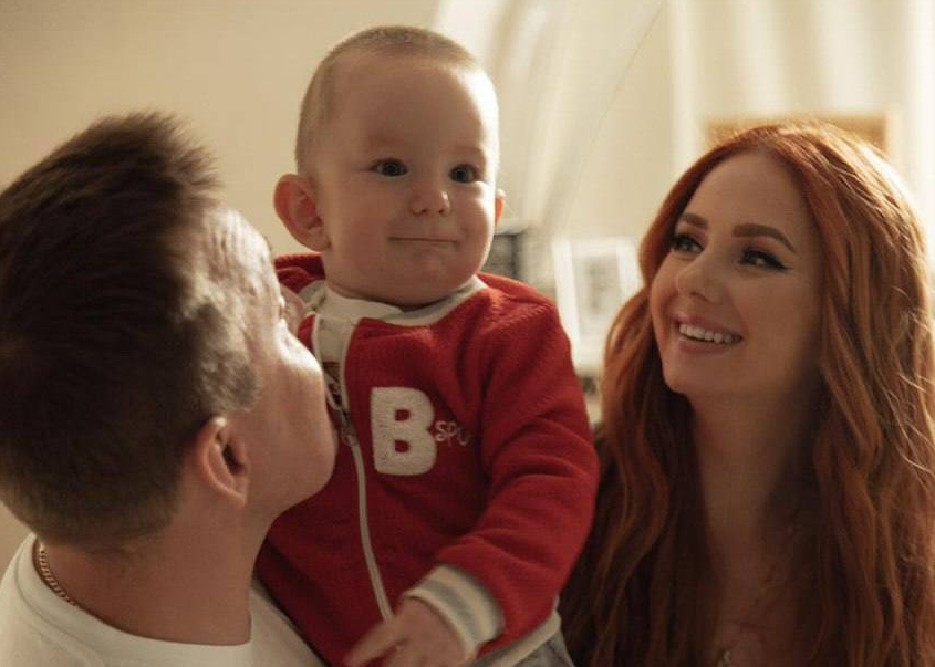 Лена Катина поздравила сына от Дмитрия Спиридонова со вторым днем рождения. Фото: Инстагрм (запрещён в России) / @lenakatina