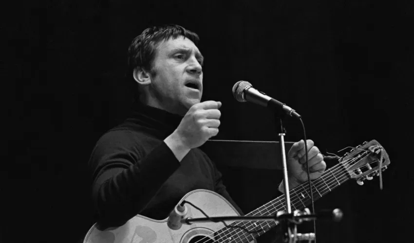 Песни Владимира Высоцкого стали классикой советской литературы. Фото: Сергей Метелица/ТАСС