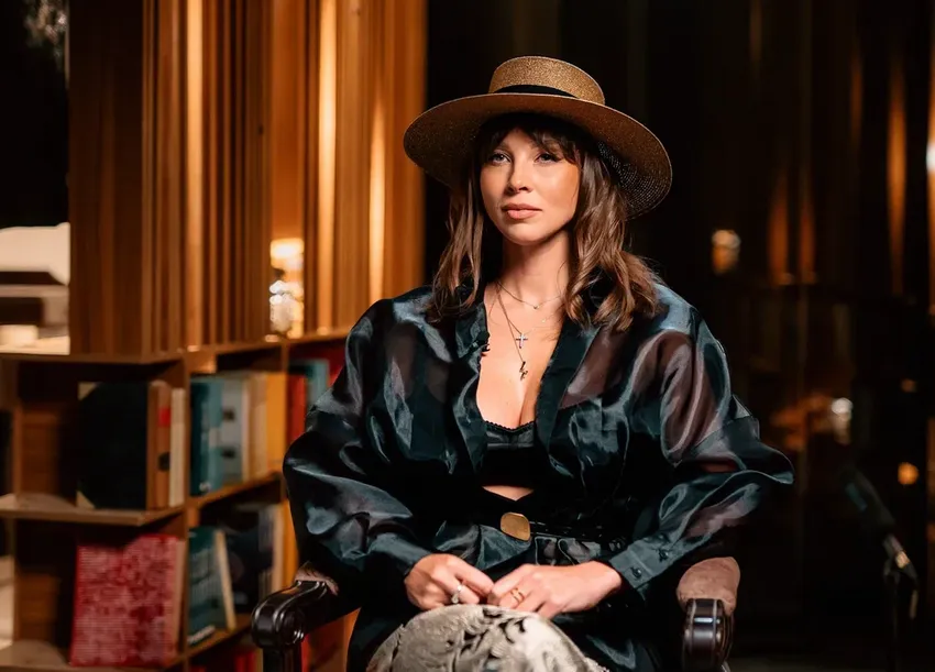 Полина Диброва в шоу «Тайный миллионер». ФОТО: СТС