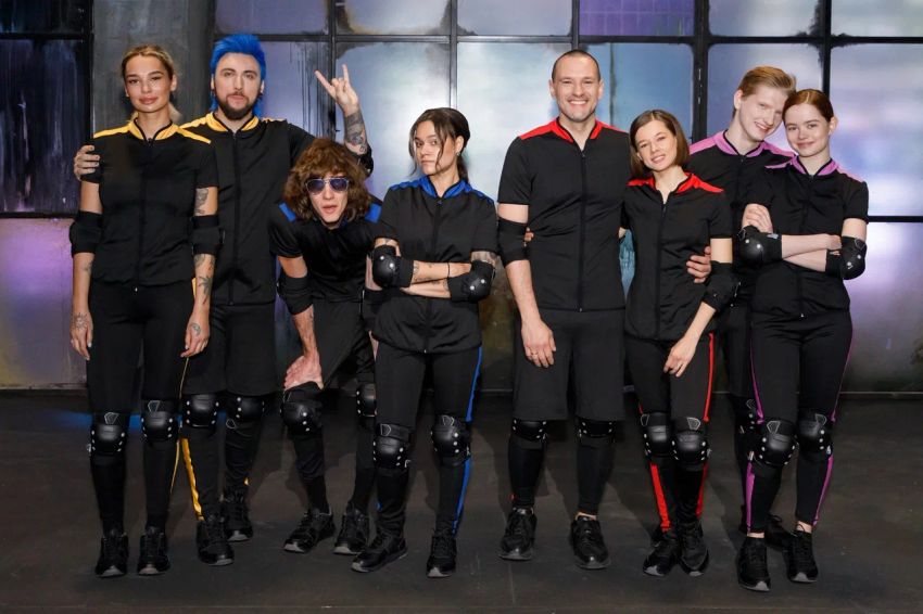 Участники готовы "ослепнуть" и довериться интуиции. Фото предоставлено пресс-службой СТС 