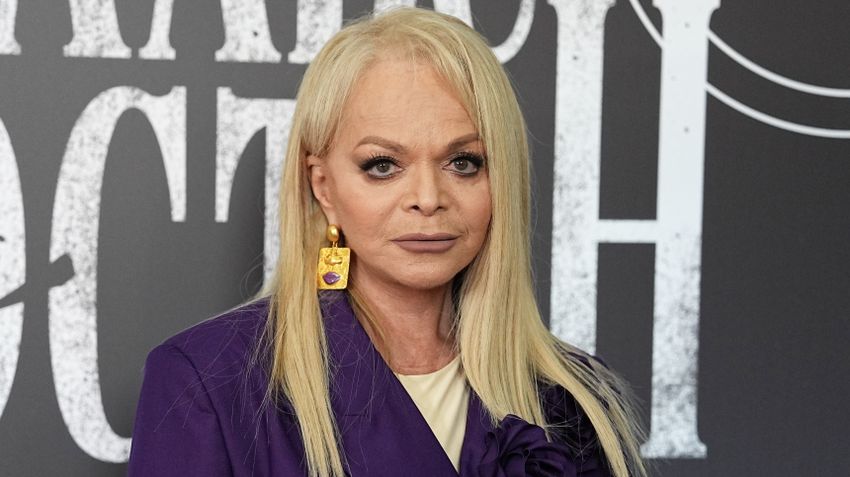 Долину, сорвавшую сроки переезда, будут выгонять из квартиры Лурье приставы. Фото: соцсети