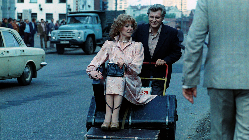 Людмила Гурченко и Олег Басилашвили в фильме «Вокзал для двоих». Фото: кадр из фильма