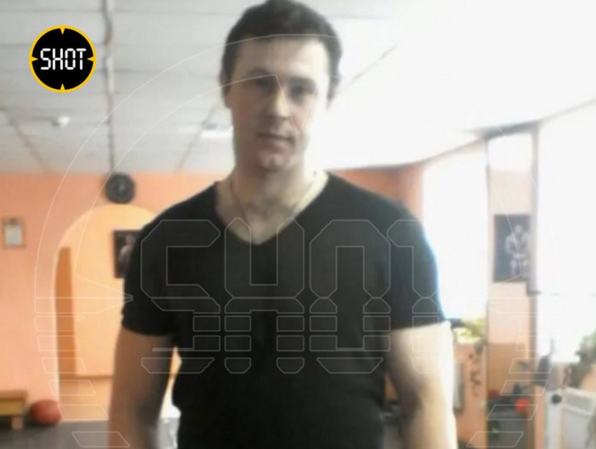 В Японии вор из России украл часы на 4 млн через дыру в стене магазина. Фото: t.me/shot_shot