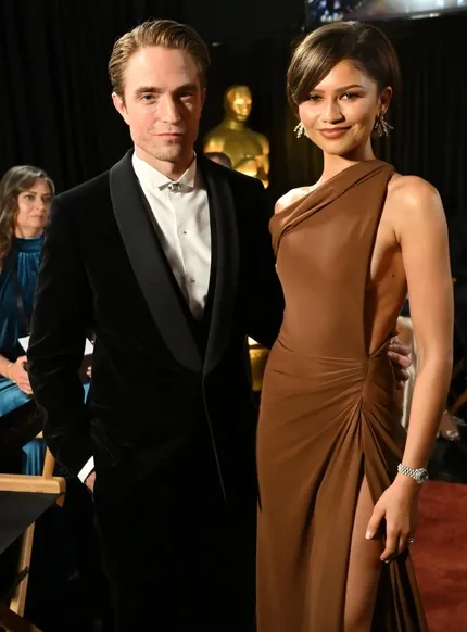 Зендея появилась на церемонии в компании Роберта Паттинсона. ФОТО: соцсети