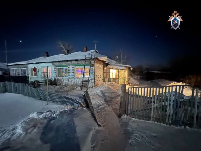 Дом, в котором проживает омичка с сыном. Фото: omsk.sledcom.ru