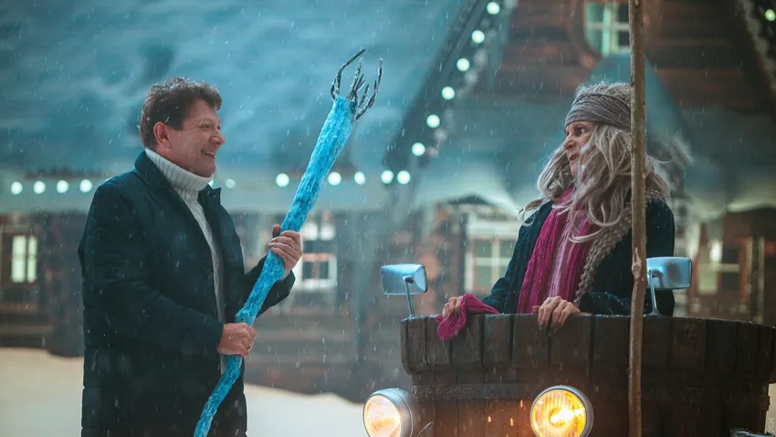 «Баба Яга спасает Новый год». Фото: кадр из фильма