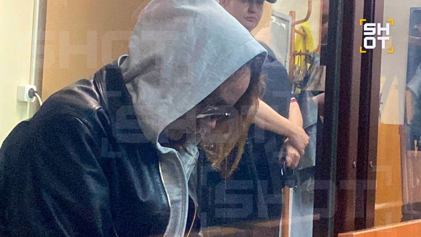 Аглая Тарасова в зале суда. ФОТО: t.me/shot_shot