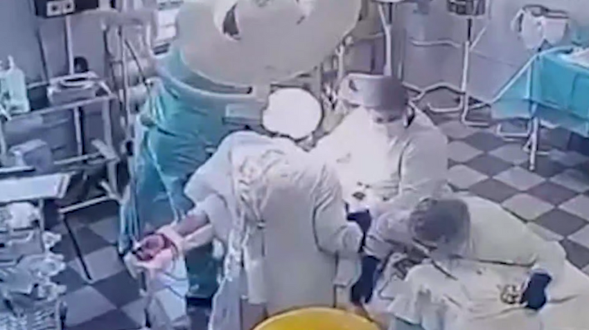 На Камчатке в разгар сильнейшего землетрясения родила 14-летняя девушка. Фото: t.me/shot_shot