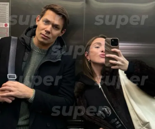 Стас Пьеха завел роман с девушкой, младше его на 15 лет, и разрушил ее брак. Фото: Super