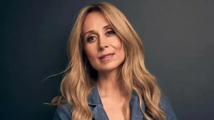 Лара Фабиан исполнила песню Аллы Пугачевой «Любовь, похожая на сон» на русском. Фото: соцсети