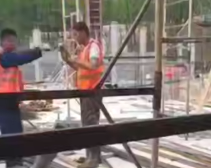 В Приморье северокорейцы избили узбеков на стройке горнолыжного курорта. Фото: t.me/amur_mash